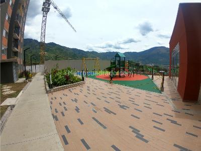 Apartamento de 2 alcobas en venta en Serramonte, Bello, 55 m² · foto 17 de 20