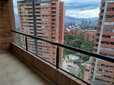 Apartamento de 3 alcobas en venta en El Poblado, Medellín, 137 m² · foto 5 de 20