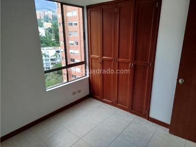 Apartamento de 3 alcobas en venta en El Poblado, Medellín, 137 m² · foto 13 de 20