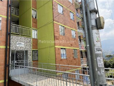 Apartamento en venta en Robledo, Medellín · foto 2 de 20
