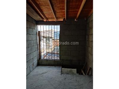 Casa de 3 alcobas en venta en Santa Catalina, Medellín, 71 m² · foto 4 de 11