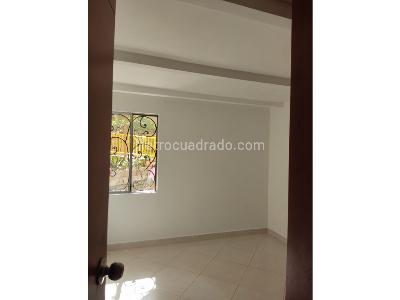 Casa de 3 alcobas en venta en Santa Catalina, Medellín, 71 m² · foto 8 de 11
