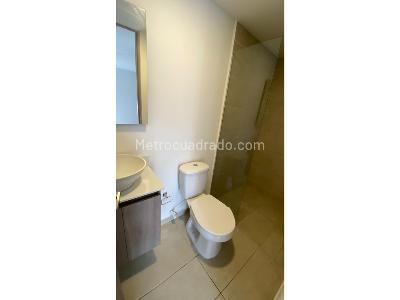 Apartamento de 3 alcobas en arriendo en Barrio Suarez, Bello, 68 m² · foto 9 de 20