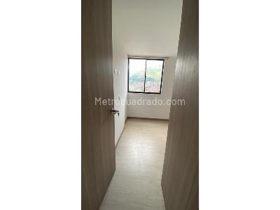 Apartamento de 3 alcobas en arriendo en Barrio Suarez, Bello, 68 m² · foto 13 de 20