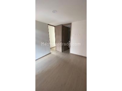 Apartamento de 3 alcobas en arriendo en Barrio Suarez, Bello, 68 m² · foto 14 de 20