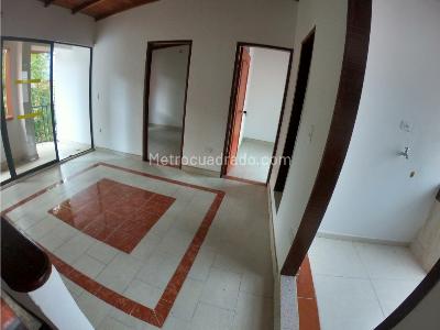 Apartamento de 2 alcobas en venta en Aldea Hato Nuevo, Bello, 50 m² · foto 2 de 14