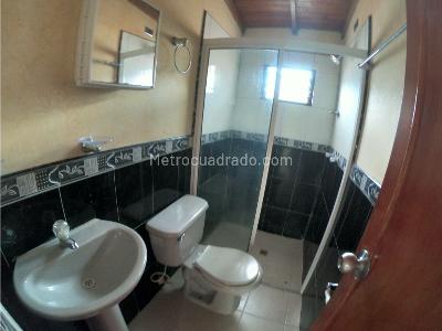 Apartamento de 2 alcobas en venta en Aldea Hato Nuevo, Bello, 50 m² · foto 7 de 14