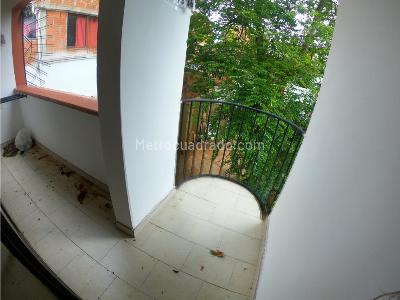 Apartamento de 2 alcobas en venta en Aldea Hato Nuevo, Bello, 50 m² · foto 9 de 14