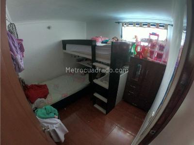 Apartamento de 2 alcobas en venta en Aldea Hato Nuevo, Bello, 50 m² · foto 6 de 12