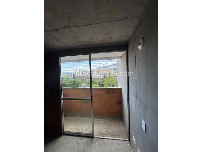 Apartamento de 3 alcobas en venta en La Gabriela, Bello, 54 m² · foto 3 de 10