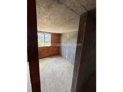 Apartamento de 3 alcobas en venta en La Gabriela, Bello, 54 m² · foto 5 de 10