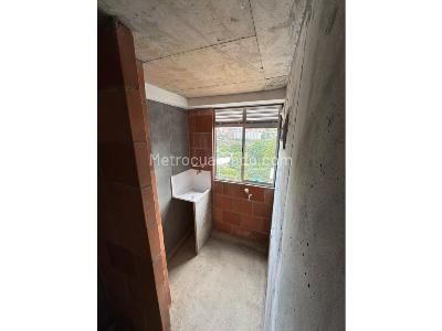 Apartamento de 3 alcobas en venta en La Gabriela, Bello, 54 m² · foto 8 de 10