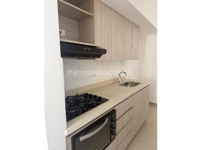 Apartamento de 3 alcobas en venta en Santa Ana, Bello, 73 m² · foto 3 de 20