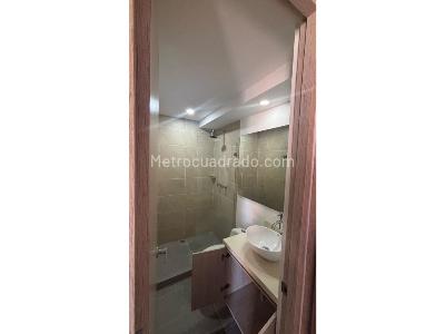 Apartamento de 3 alcobas en venta en Santa Ana, Bello, 73 m² · foto 6 de 20