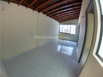 Apartamento de 3 alcobas en arriendo en Andalucia, Bello, 75 m² · foto 2 de 14