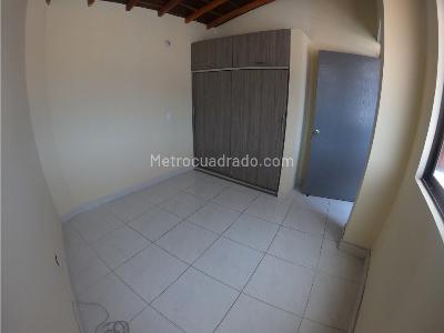 Apartamento de 3 alcobas en arriendo en Andalucia, Bello, 75 m² · foto 7 de 14