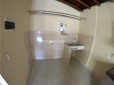 Apartamento de 3 alcobas en arriendo en Andalucia, Bello, 75 m² · foto 12 de 14