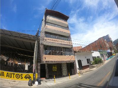 Apartamento de 3 alcobas en arriendo en Andalucia, Bello, 75 m² · foto 13 de 14