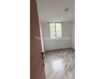 Apartamento de 2 alcobas en venta en Paris, Bello, 48 m² · foto 12 de 15