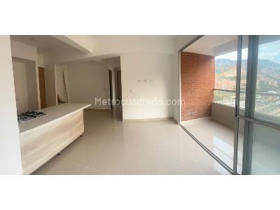 Apartamento de 3 alcobas en arriendo en Fabricato, Bello, 80 m² · foto 2 de 11