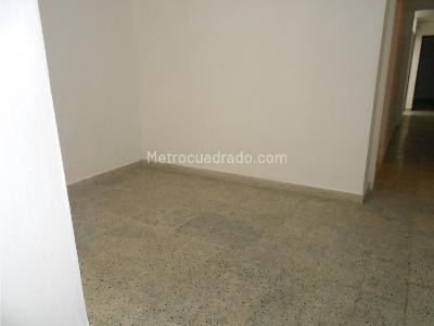 Casa de 5 alcobas en venta en Prado Centro, Medellín, 216 m² · foto 7 de 13