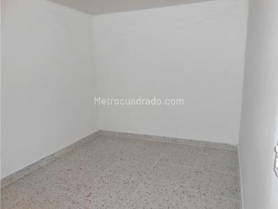 Casa de 5 alcobas en venta en Prado Centro, Medellín, 216 m² · foto 9 de 13