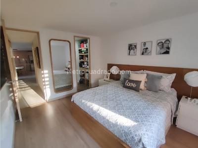 Apartamento de 3 alcobas en venta en San Jose, Sabaneta, 107 m² · foto 11 de 20