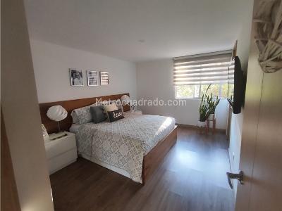 Apartamento de 3 alcobas en venta en San Jose, Sabaneta, 107 m² · foto 12 de 20