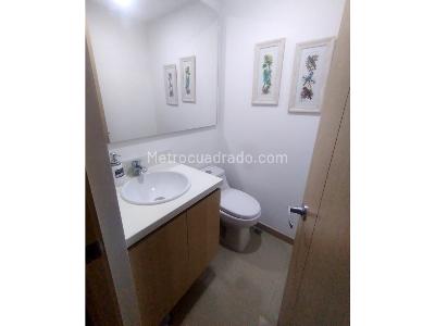Apartamento de 3 alcobas en venta en San Jose, Sabaneta, 107 m² · foto 15 de 20