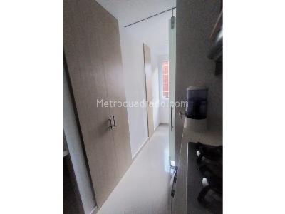 Apartamento de 3 alcobas en venta en San Jose, Sabaneta, 107 m² · foto 19 de 20