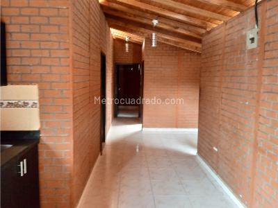 Casa de 5 alcobas en venta en Enciso, Medellín, 138 m² · foto 4 de 18