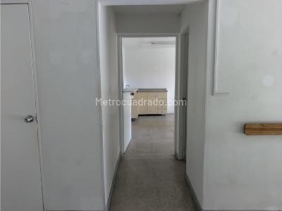 Casa de 5 alcobas en venta en Boston, Medellín, 997 m² · foto 4 de 20
