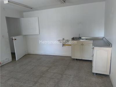 Casa de 5 alcobas en venta en Boston, Medellín, 997 m² · foto 7 de 20