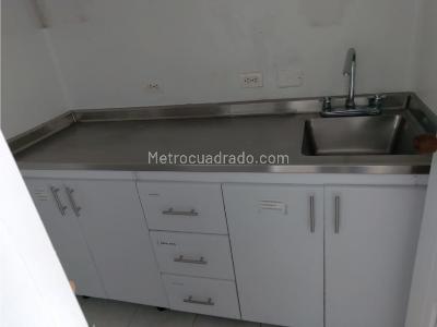 Casa de 5 alcobas en venta en Boston, Medellín, 997 m² · foto 10 de 20