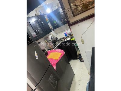 Casa de 5 alcobas en venta en Laureles, Medellín, 90 m² · foto 10 de 14
