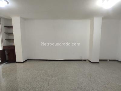 Apartamento en venta en La Floresta, Medellín · foto 4 de 15