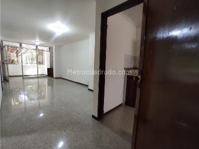 Apartamento en venta en La Floresta, Medellín · foto 5 de 15