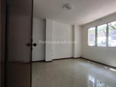Apartamento en venta en La Floresta, Medellín · foto 8 de 15