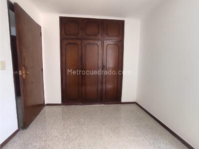 Apartamento en venta en La Floresta, Medellín · foto 9 de 15