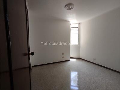 Apartamento en venta en La Floresta, Medellín · foto 10 de 15