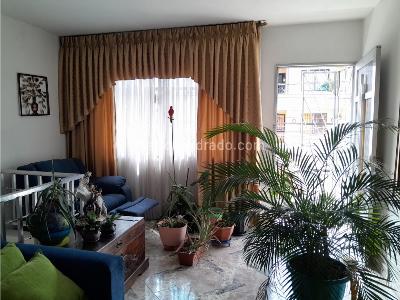 Casa de 4 alcobas en venta en Guayabal, Medellín, 213 m² · foto 4 de 14