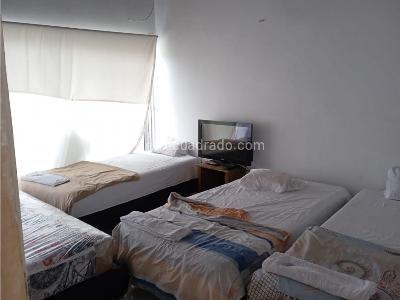Casa de 5 alcobas en venta en Laureles, Medellín, 300 m² · foto 6 de 6