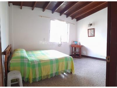 Apartamento en venta en Laureles, Medellín · foto 6 de 13