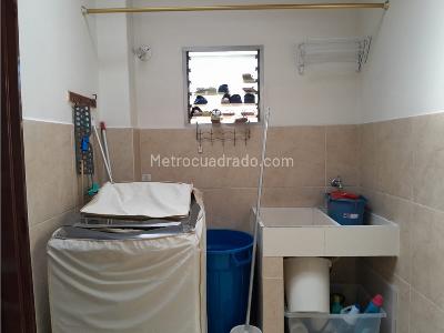 Apartamento en venta en Laureles, Medellín · foto 11 de 13