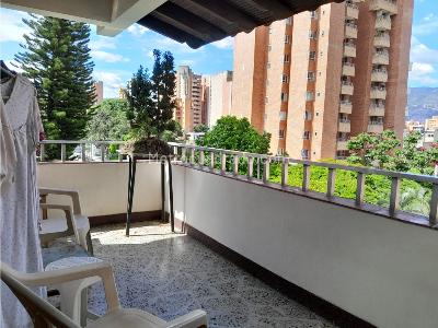 Apartamento en venta en Laureles, Medellín · foto 12 de 13
