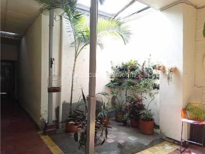 Casa de 3 alcobas en venta en Boston, Medellín, 343 m² · foto 6 de 13