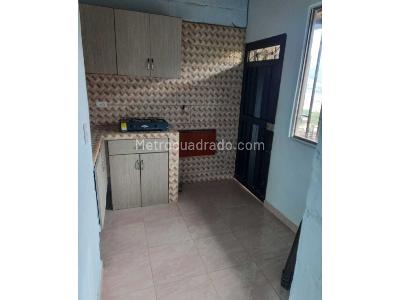 Casa de 3 alcobas en venta en La Milagrosa, Medellín, 115 m² · foto 2 de 20