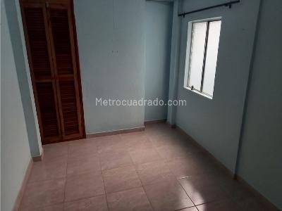 Casa de 3 alcobas en venta en La Milagrosa, Medellín, 115 m² · foto 3 de 20