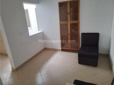 Casa de 5 alcobas en venta en Enciso, Medellín, 147 m² · foto 3 de 10