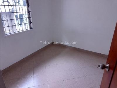 Casa de 5 alcobas en venta en Enciso, Medellín, 147 m² · foto 5 de 10